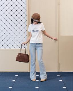 Áo thun nữ cotton tay ngắn Dami Tee cổ tròn in chữ