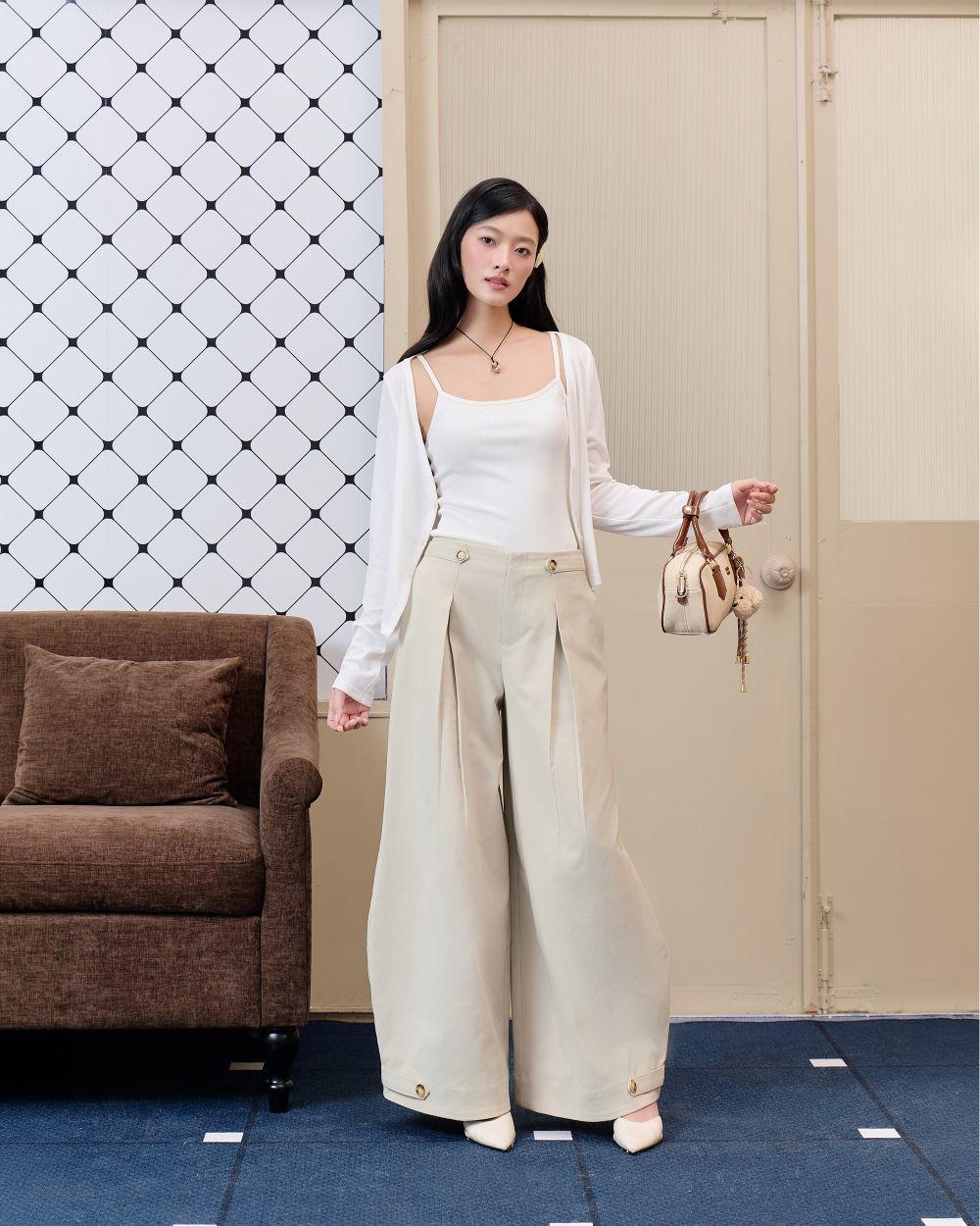 Quần ống suông nữ Fumi Pants xếp ly phối cúc
