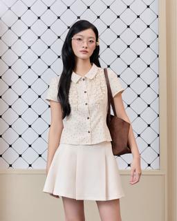 Áo kiểu chấm bi Laura Top tay ngắn phối bèo