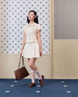 Áo kiểu chấm bi Laura Top tay ngắn phối bèo