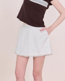 Chân váy xòe chữ A Amber Skirt - C18 chân váy ngắn cạp cao màu trắng viền ren