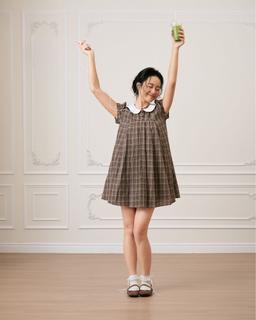 Đầm babydoll tay ngắn cổ sen phối caro Nancy Dress
