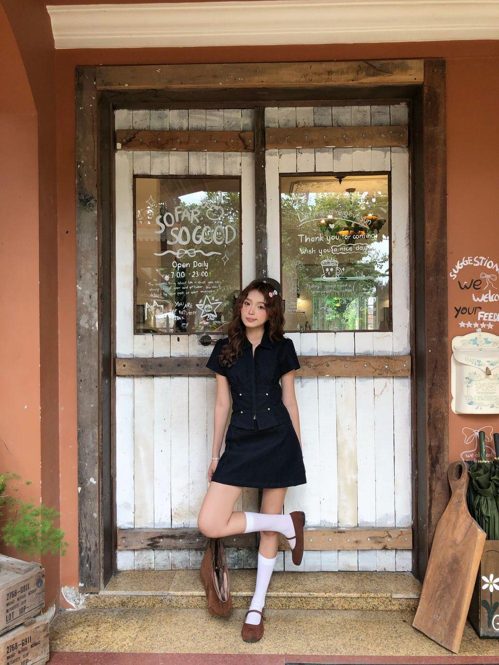 Chân váy ngắn chữ A Ivy Skirt