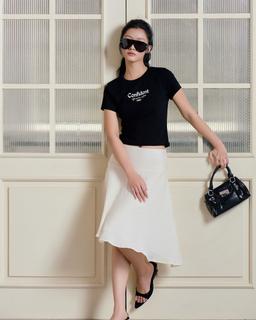 Áo thun baby tee Chita Tee ôm body in chữ Confident