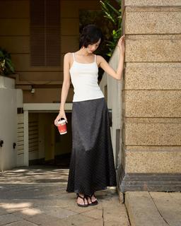 Chân váy lụa dài Mist Long Skirt