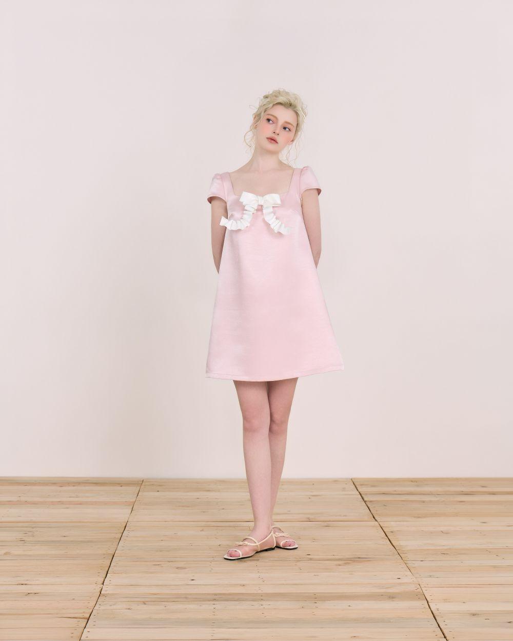 Đầm dáng A Celina Dress - C18 đầm ngắn cổ vuông dáng xòe đính nơ ngực