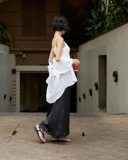 Chân váy lụa dài Mist Long Skirt