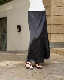 Chân váy lụa dài Mist Long Skirt